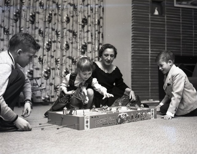 La Station des arts présente «Souvenirs de jouets : 1900-2000»