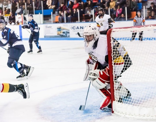 Les Filons basket masculins terminent en beauté et les Filons hockey freinent l'équipe de l'heure