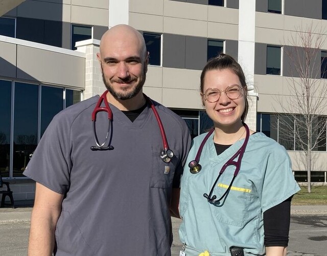 Thetford Mines accueille ses deux premiers externes en médecine de l'Université Laval dans un nouvel externat longitudinal intégré