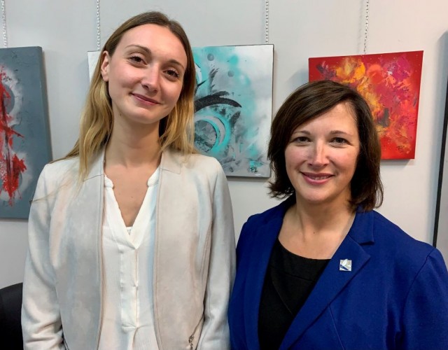 La députée Isabelle Lecours accueille madame Lara-Catherine Desrochers au sein de son équipe