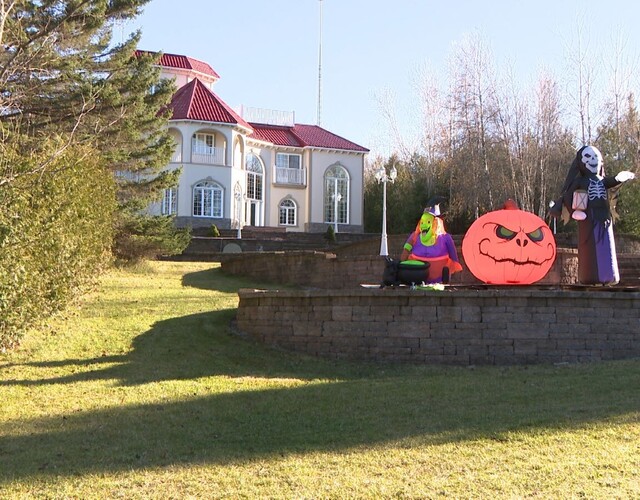 Fête d'Halloween réussie, Adstock se prépare maintenant pour Noël!