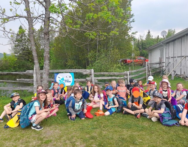 L'école de l'Étincelle, l'Étang Madore et la Fondation de la faune du Québec initient les jeunes à la pêche