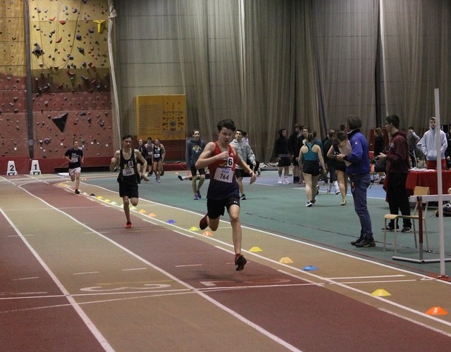 Compétition scolaire d'athlétisme : Aurélie Binette et Jérémy Thivierge sur le podium