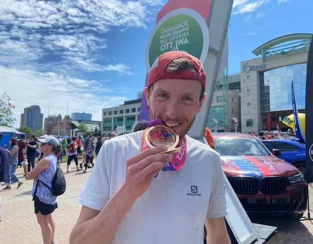 Marathon d'Ottawa: Maxime Curdy s'illustre à nouveau