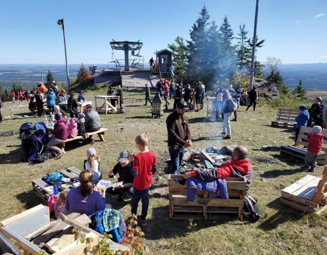 Fête des Couleurs : Plus de 3 000 personnes à la montagne