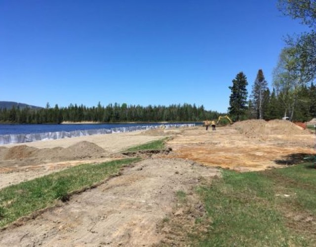 Renaissance de la plage au parc national de Frontenac