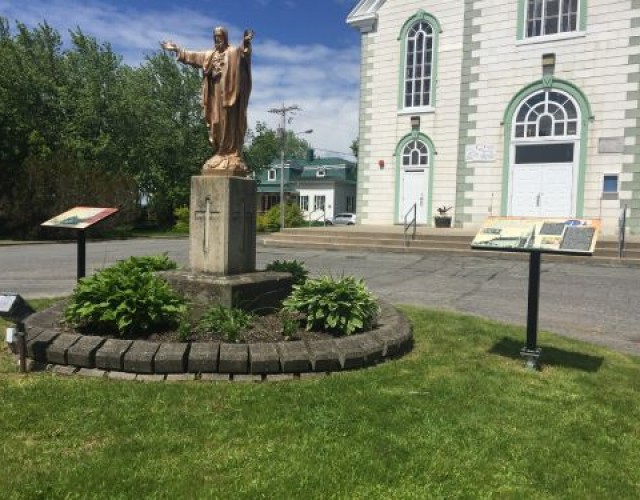 Des panneaux d'interprétation pour expliquer le passé de Sacré-Coeur-de-Marie