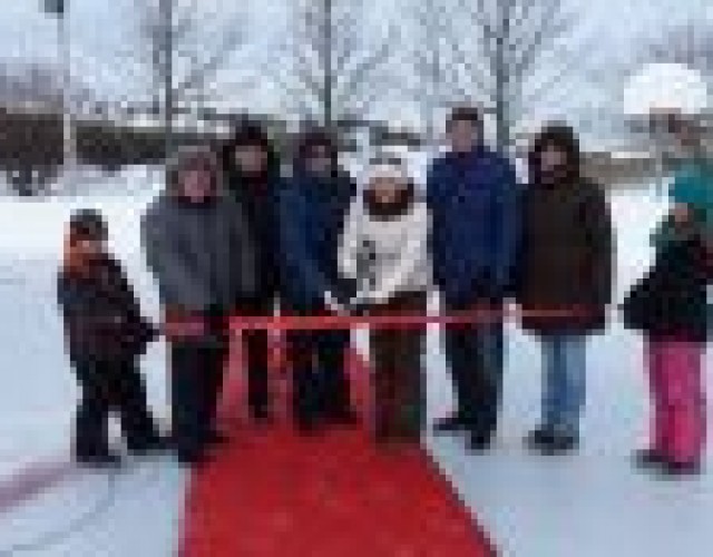 Saint-Jacques-de-Leeds inaugure sa nouvelle patinoire et son chalet des loisirs rénové